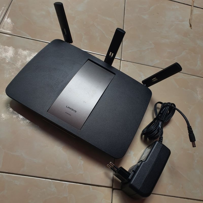 Router Linksys EA6900