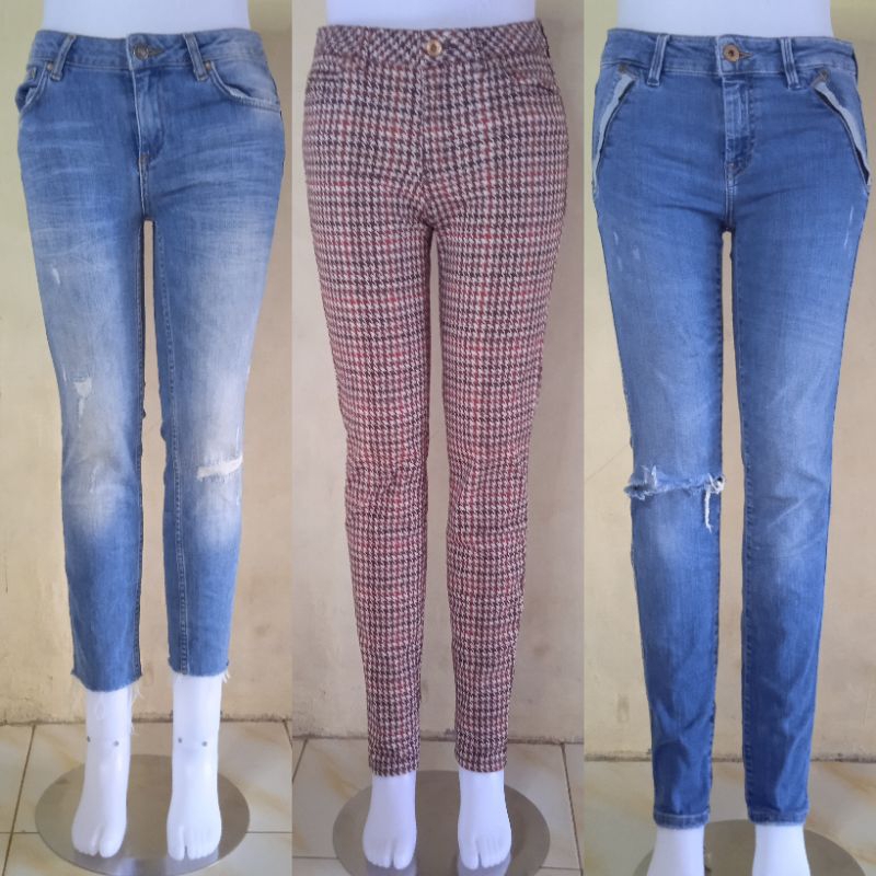ZARA Woman Celana Jeans ZARA Basic Ripped Jeans