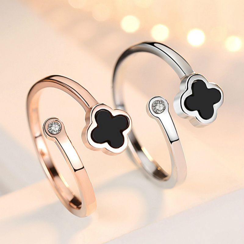 Cincin Titanium Wanita Korea Cincin Wanita Clover Permata