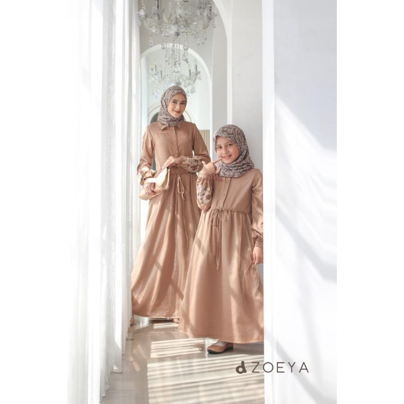 Seri ibu dan anak Abaya dewasa dan abaya anak premium, scarf D Zoeya dannis collection warna cokelat