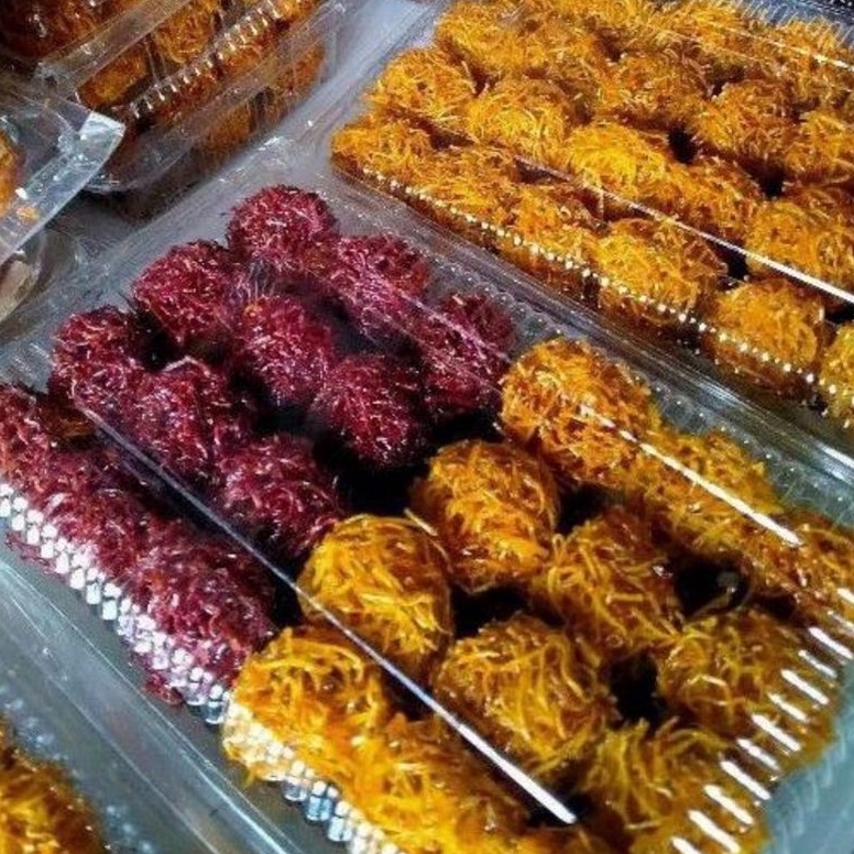 

BAYAR DITEMPAT GRUBI KREMES ISI 42 pcs WALANGAN KREMES Grubi Kremes Cemilan Tradisional GRUBI KREMES MIX