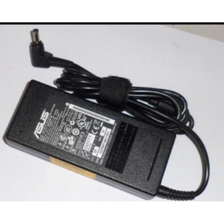 Free Packing  Charger Laptop Asus Core i3 Core i5 A45V A45VD 19v 474A