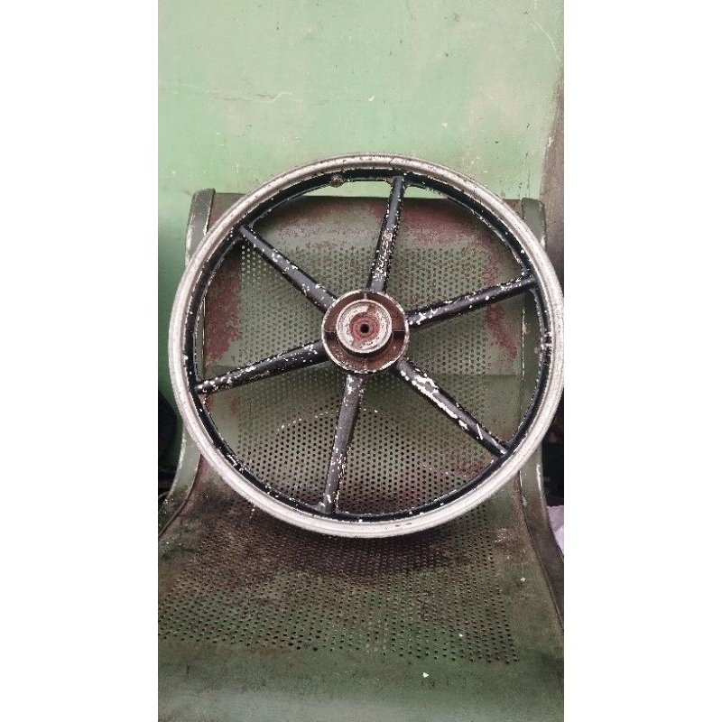 velg racing depan palang 6 suzuki