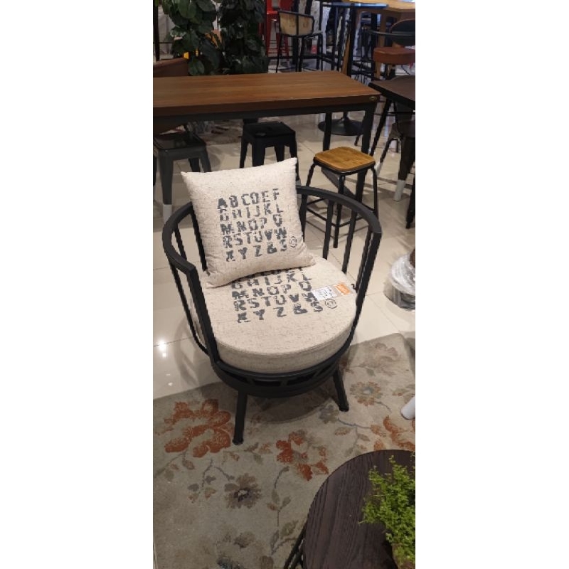kursi meja cafe besi satu set