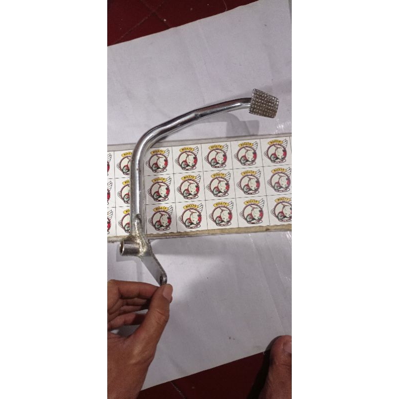 pedal rem belakang yamaha rx100 rx 100 Nos