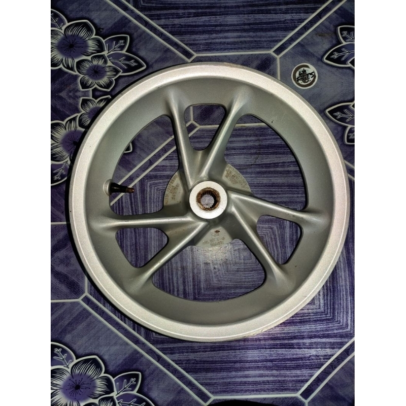 velg belakang yamaha nmax ori