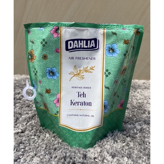 

COD Dahlia GANTUNG TEH KERATON 75gr