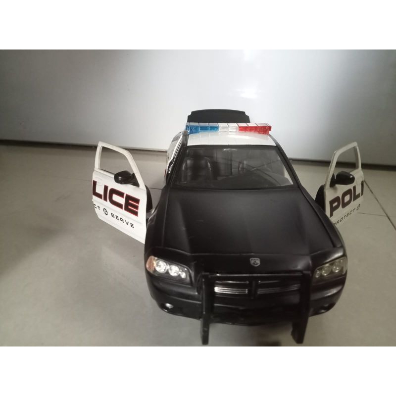 Diecast Dodge charger scala 24