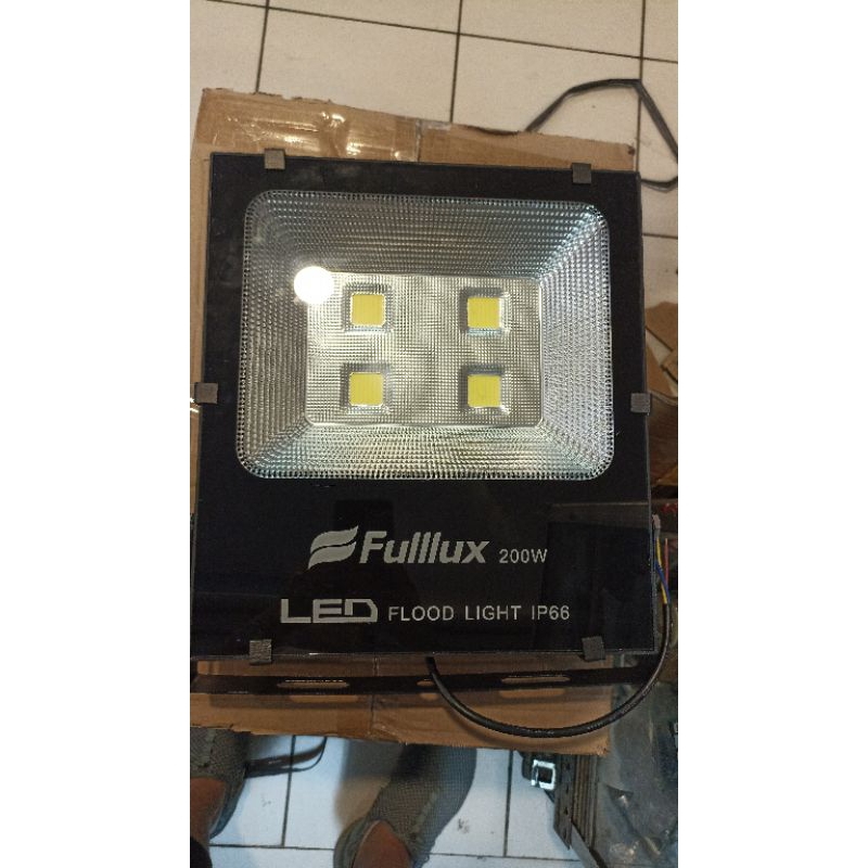 LAMPU SOROT LED 200W FULLUX IP 66