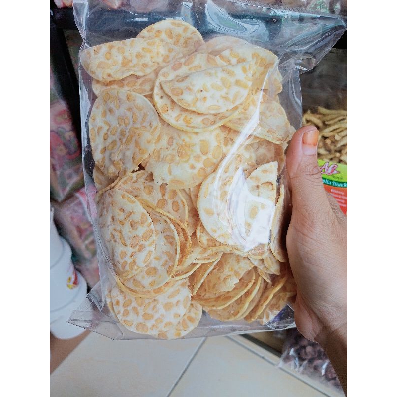

KERIPIK TEMPE 200 GRAM