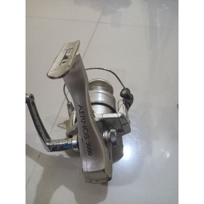 reel shimano aernos 3000 dan reel ryobi fokamo 3000 kondisi rusak apa adanya