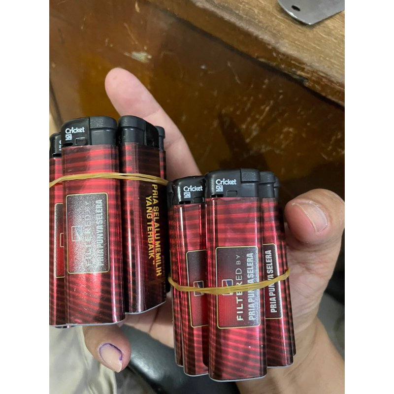 korek gas cricket,magnet ukuran besar atau kecil