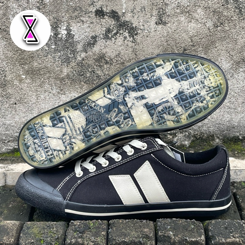 Sepatu Macbeth Eliot Black Cement Special Edition 2024 Original Resmi