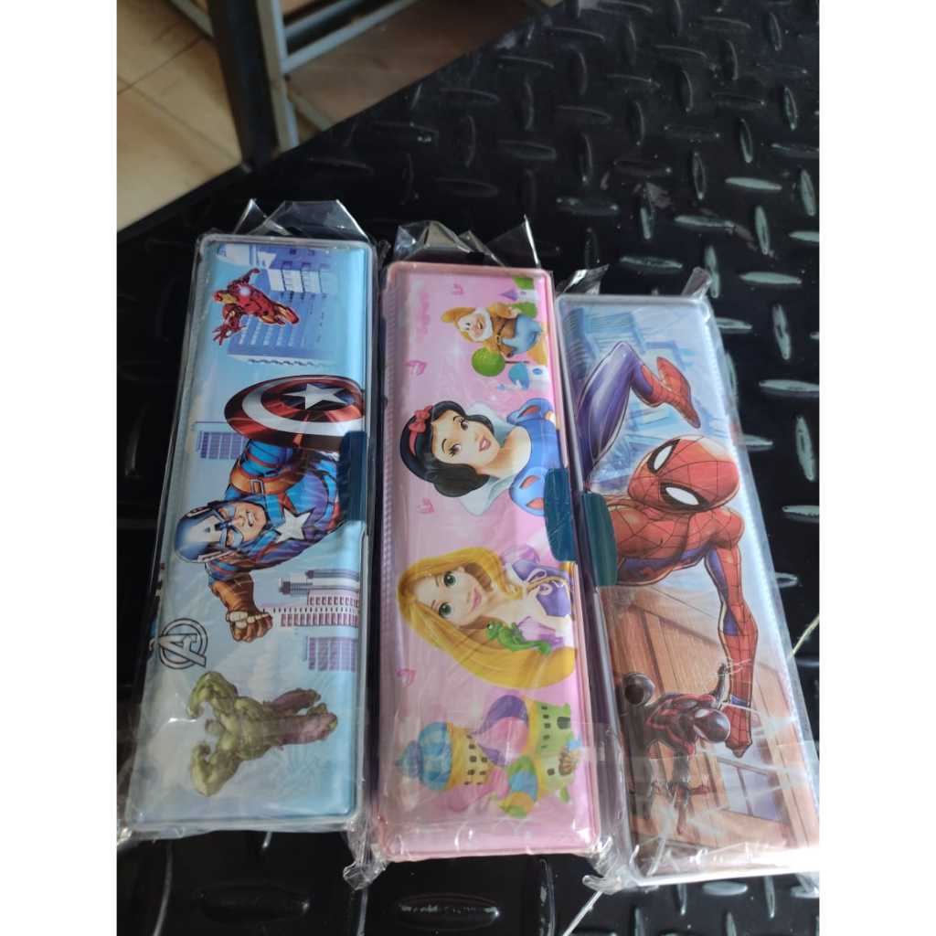 

Kotak pensil Magnet TY-2070