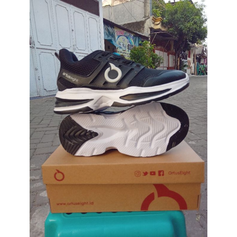 Sepatu Runing Ortuseight Original Dewasa Pria/Wanita Terbaru 2023 Putih Polos White Premium Quality 