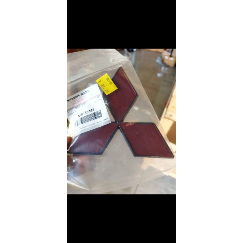 emblem Coltdisel tiga berlian logo tiga berlian ORI original Mitsubishi