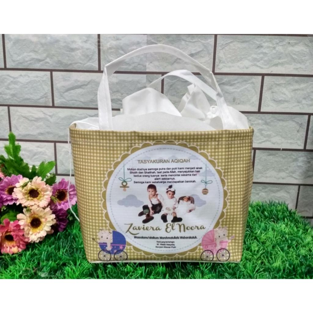 

TAS AQIQAH MUAT BOX NASI 20x20 / TAS SOUVENIR AQIQAH FREE DESAIN