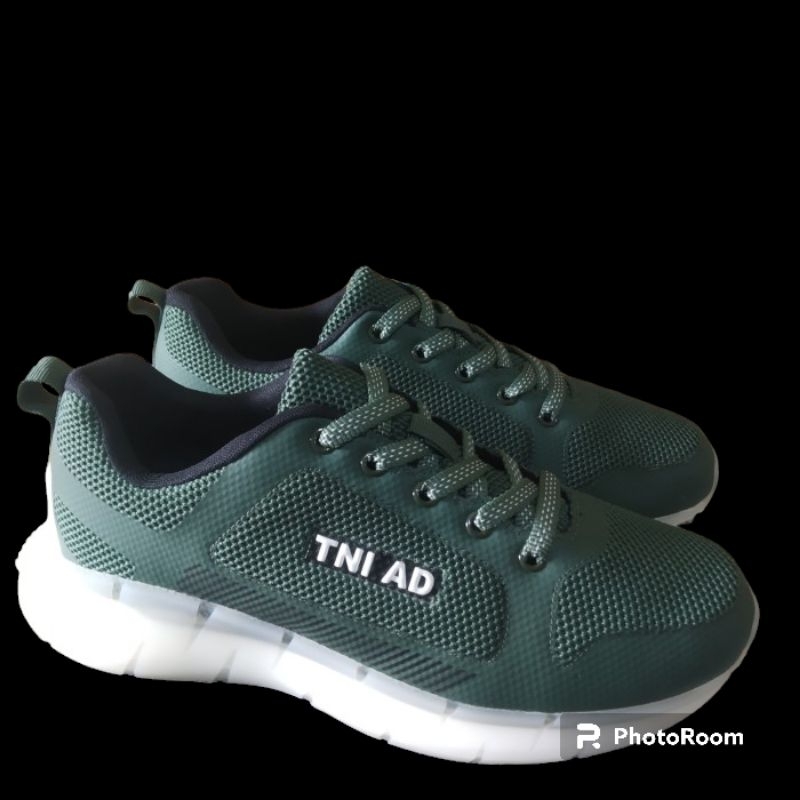 Sepatu olahraga TNI AD terbaru