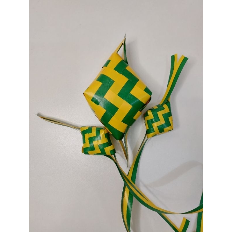 

Ketupat wajik pita jepang unik 2 warna dekorasi ruang, hiasan hampers, parcel, kado lebaran