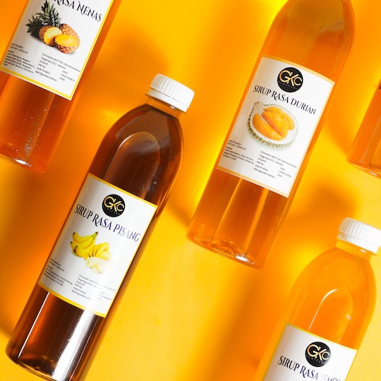 

DiSkon Syrup Sirup Aneka rasa 46 varian rasa GKC Heritage sudah HALAL 64ml
