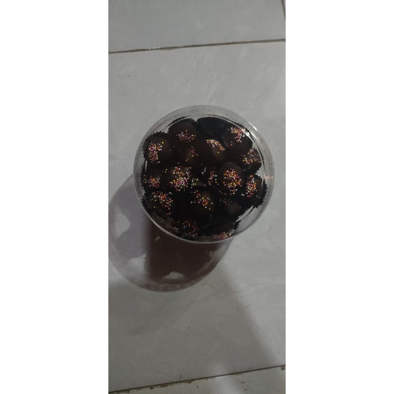 

bola bola coklat