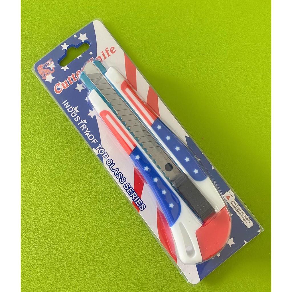 

Cutter knife Pisau Cutter USA MOLDING brand NASA