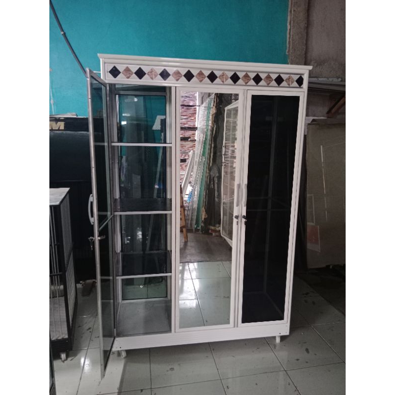 lemari pakaian aluminium kaca