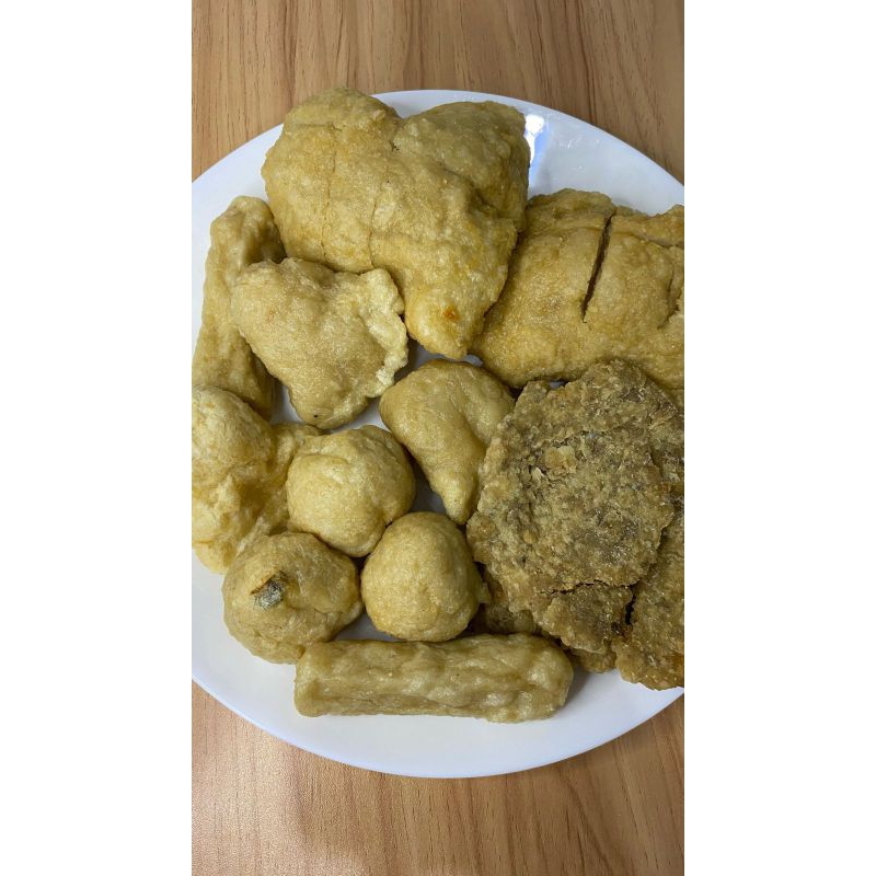 

[ FREE ONGKIR ] Isi 25 pcs (Besar) Pempek Ikan Tenggiri Asli Palembang Premium [ VACUUM FROZEN ]