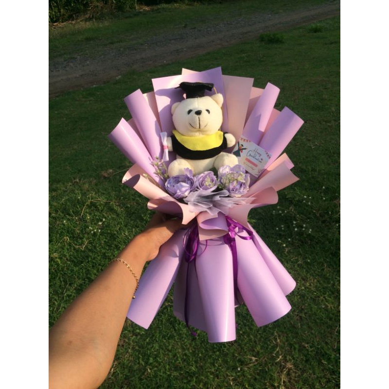 BUKET WISUDA CANTIK / BUKET BONEKA UNTUK WISUDA