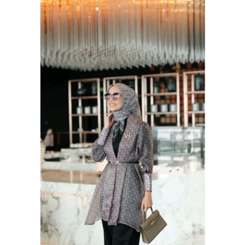 Signiture blazer vanilla hijab