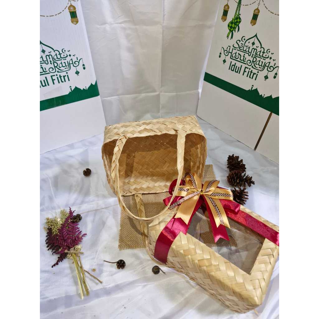 

BESEK JINJING MIKA PITA / BESEK/ KOTAK HADIAH/ HAMPER LEBARAN/ANYAMAN BAMBU /KLONGSONG