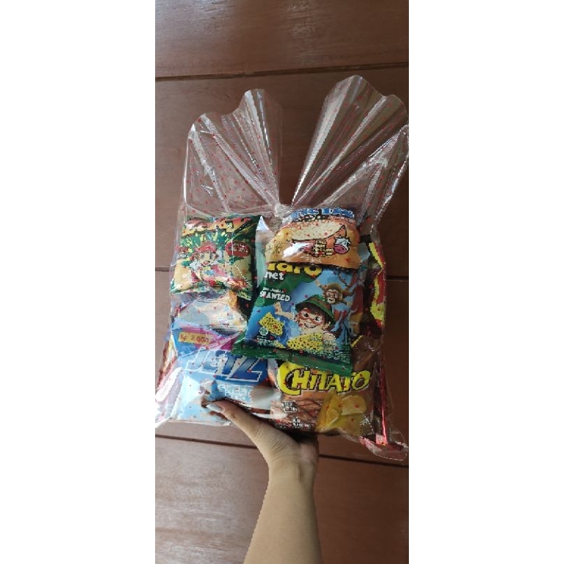 

HAMPERS/ BINGKISAN SNACK ULANG TAHUN