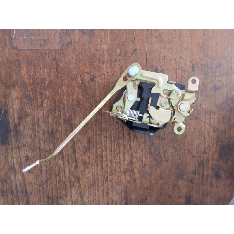 Door lock doorlock kijang super kijang grand kf 40 KF 50