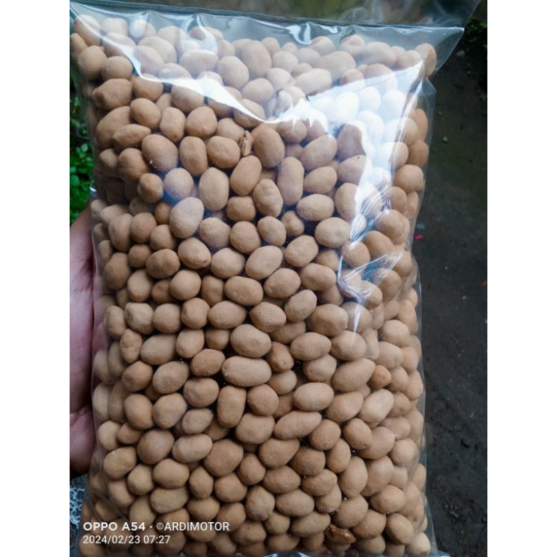 

Kacang atom/kacang telur gurih renyah