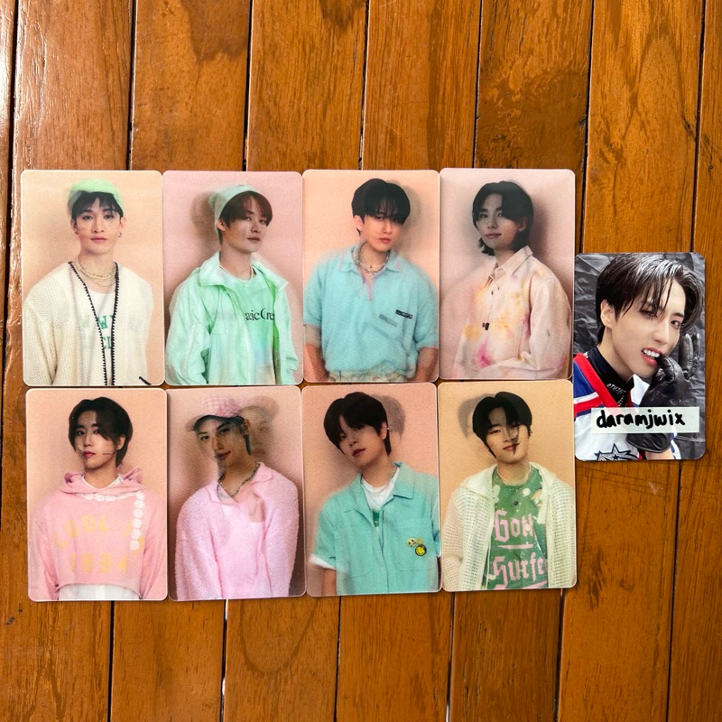 stray kids japan air-ful sg2024 lenticular photocard pc season greetings bang chan leeknow hyunjin c