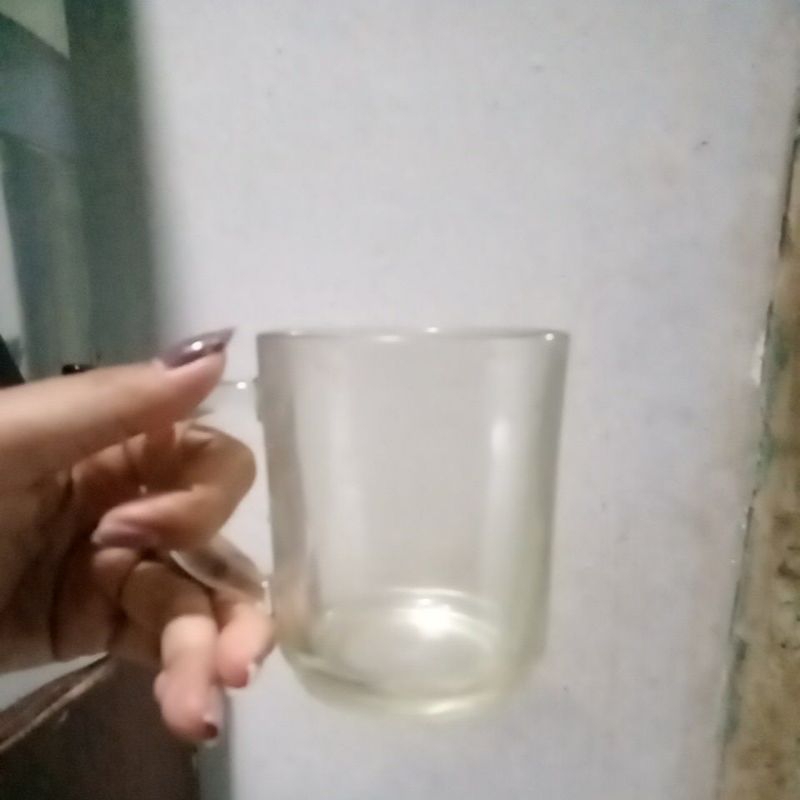 gelas kaca kotak