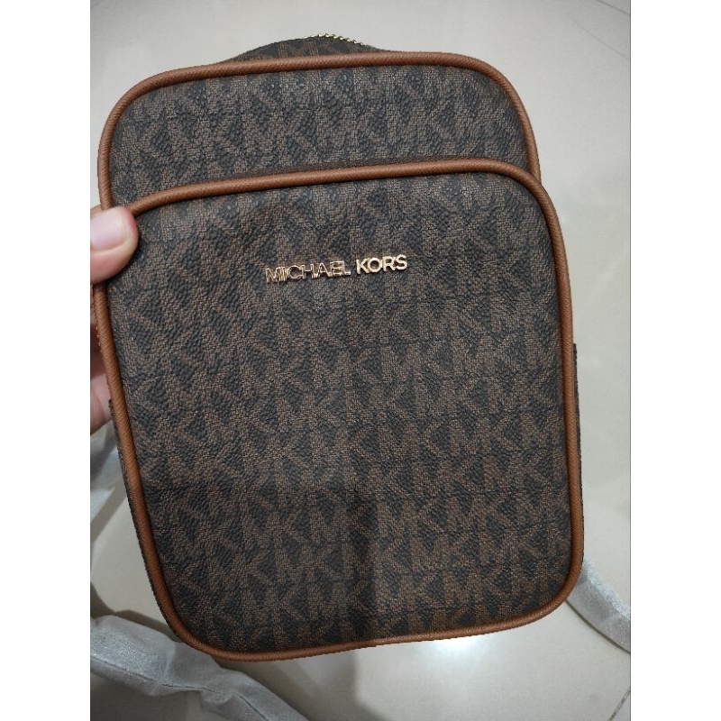 MK JET SET TRAVEL