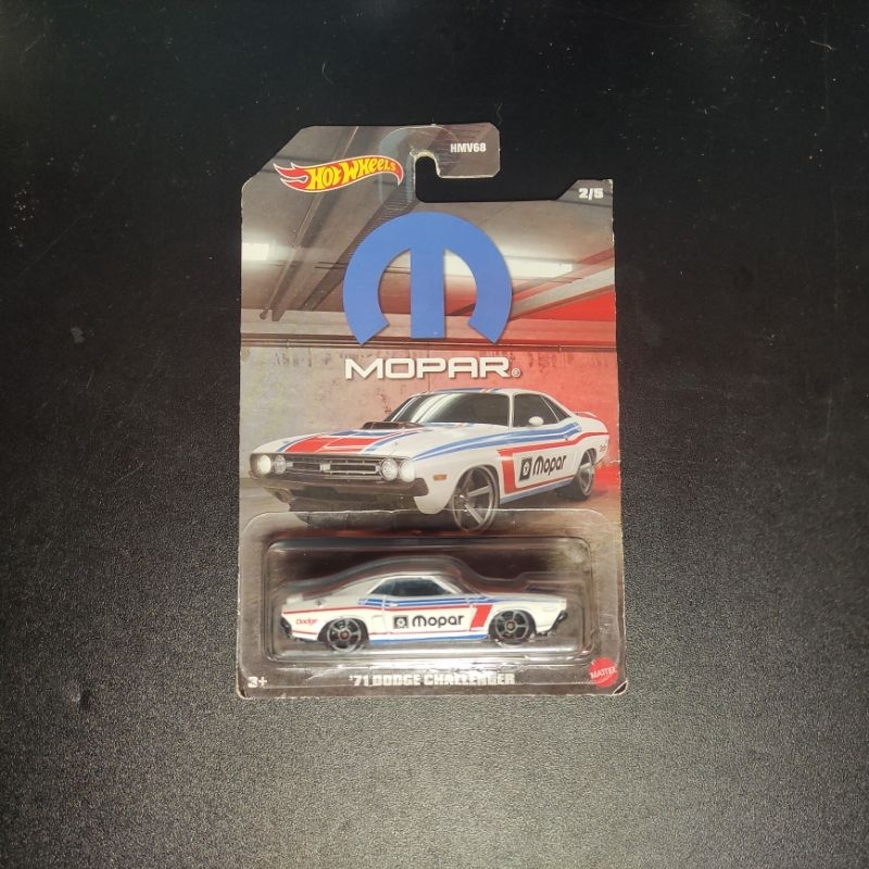 Hot Wheels 71 Dodge Challenger