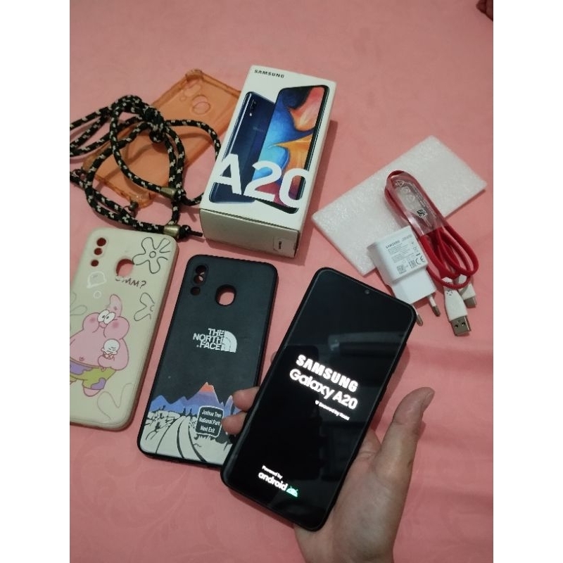 JUAL HP SAMSUNG GALAXY A20 BEKAS (SEPERTI DI FOTO)