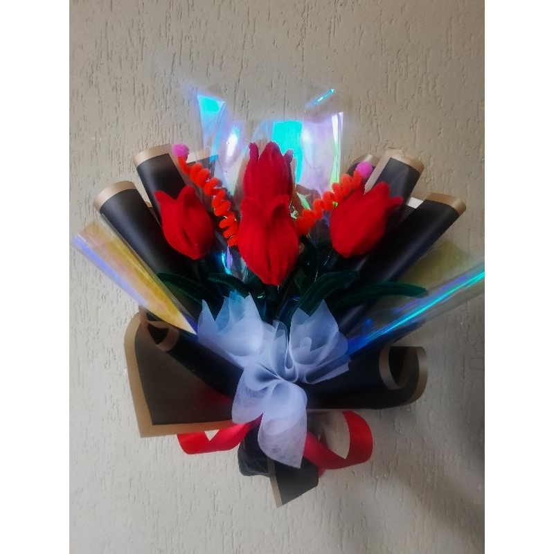 BOUQUET KAWAT BULU