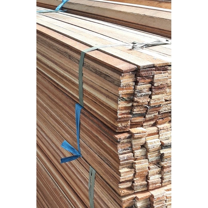 kayu lis
