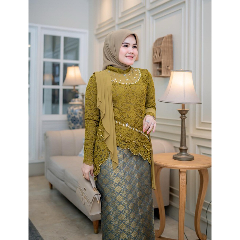 Kebaya Brokat Premium Zahra Selendang - Setelan Kebaya Brokat - Kebaya Hitam - Kebaya Putih - Kebaya