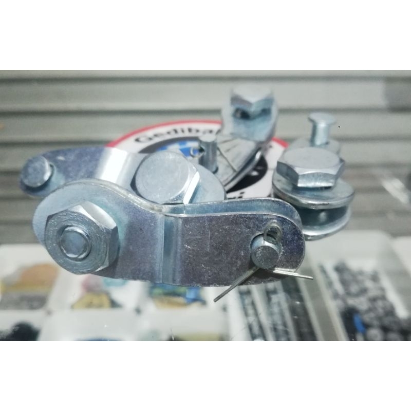 Klem penjepit kawat rem belakang vespa super sprint vbb bajaj