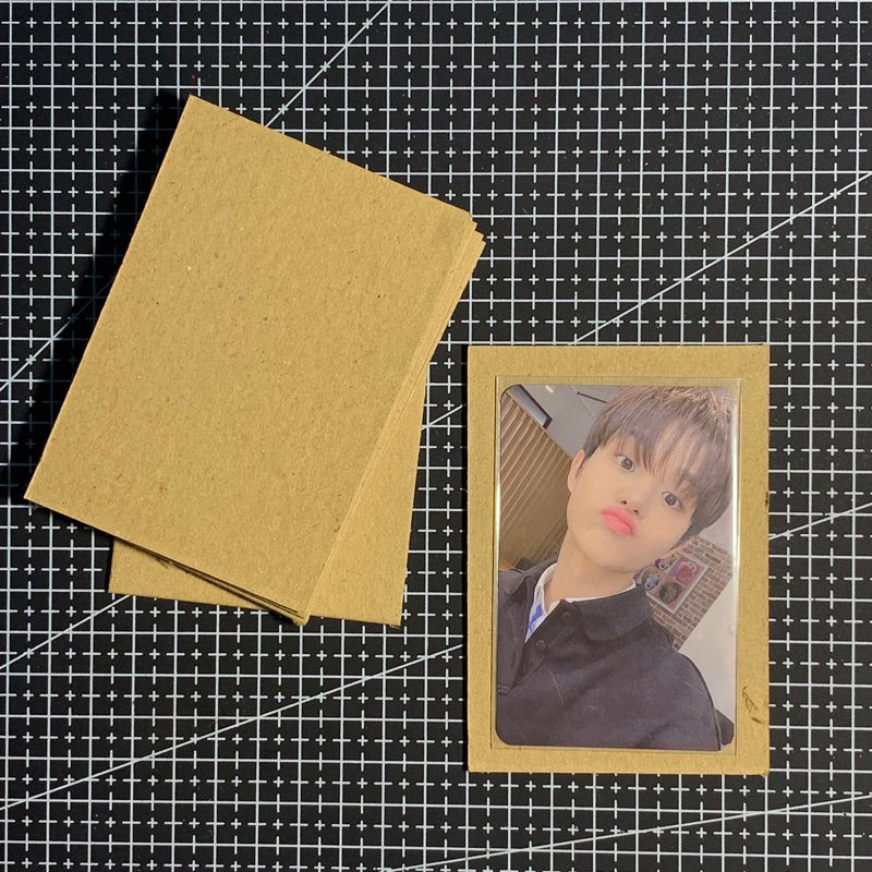 

(10pcs) yellowboard A7 kertas karton board kuning untuk packing photocard kpop