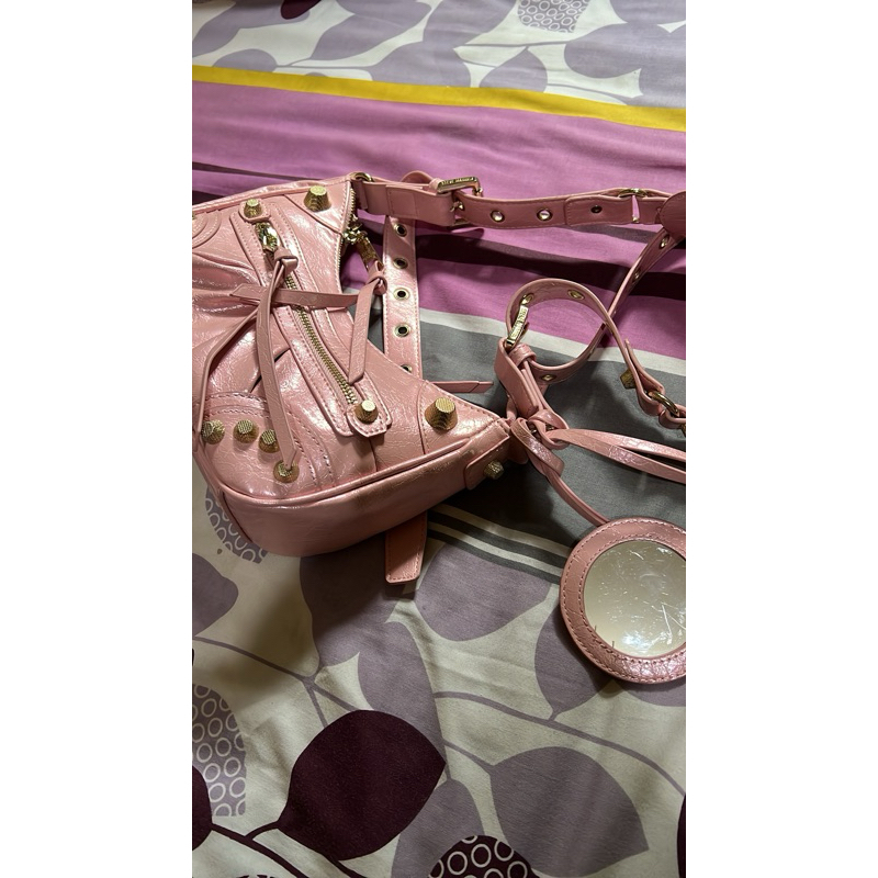 steve madden bglowing warna pink