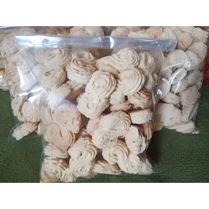 

Snack kue semprit ngeprul sagu 250 gram