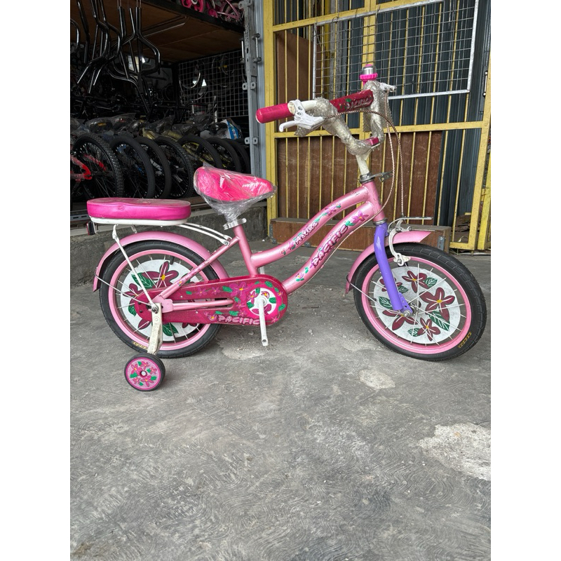 BEKAS sepeda anak pacific astina PINK mini perempuan ukuran 16