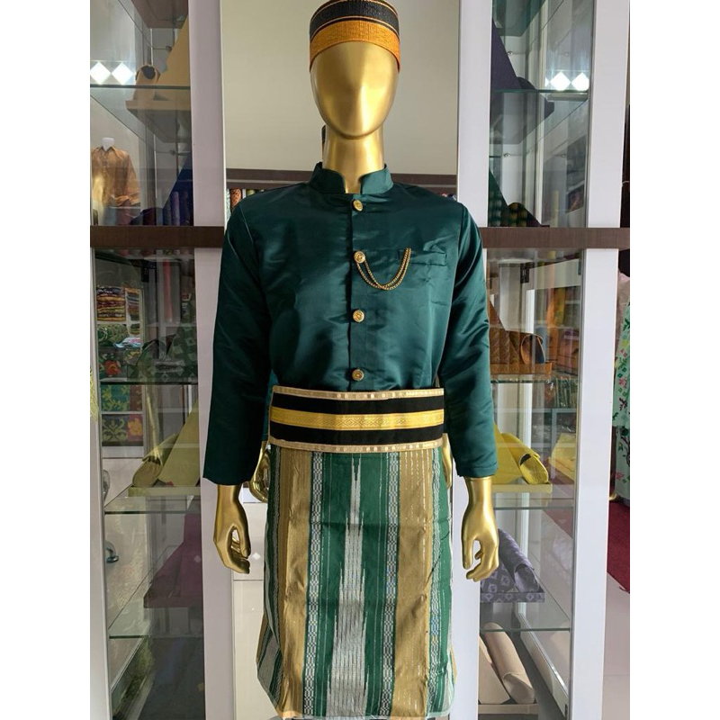 Jas tutup pria bugis