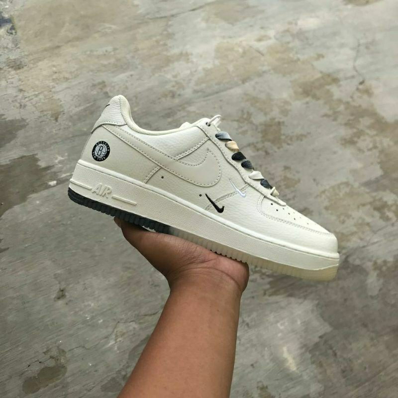 Nike AF 1 Brooklyn Beige black white Made In Vietnam