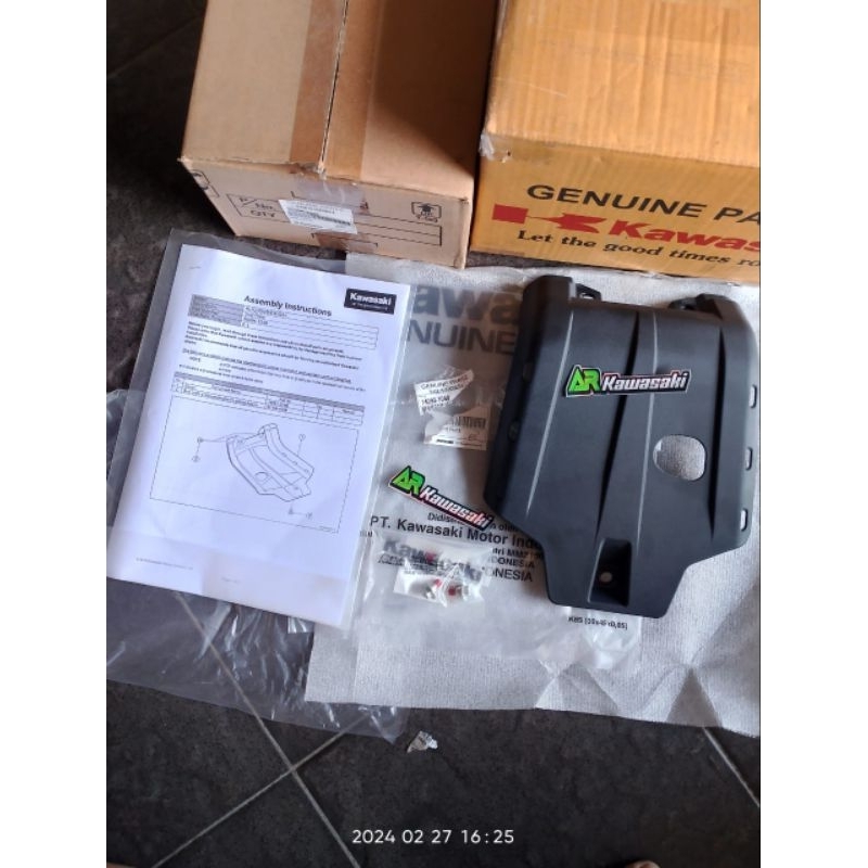 engine guard skid plat cover mesin klx 230 klx230 original